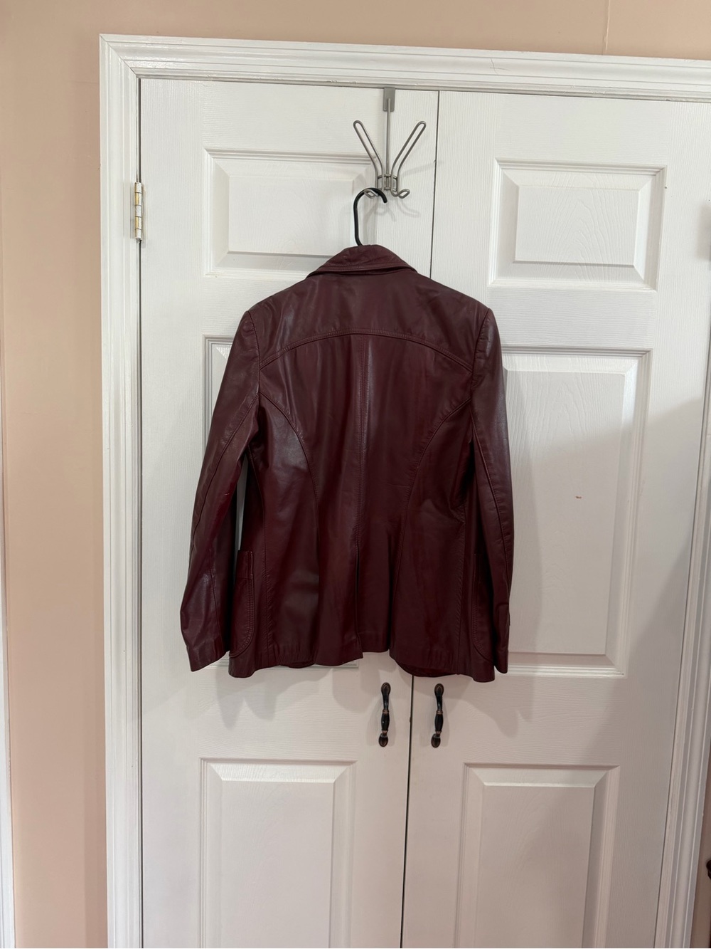 Vintage Burgundy Etienne Aigner Leather Jacket - Picture 7 of 16